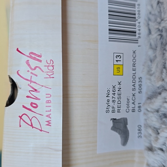 Blowfish Malibu Kids Girls Redsen-k Chelsea Boot, Black Saddlerock size 13 NWT - Picture 3 of 8